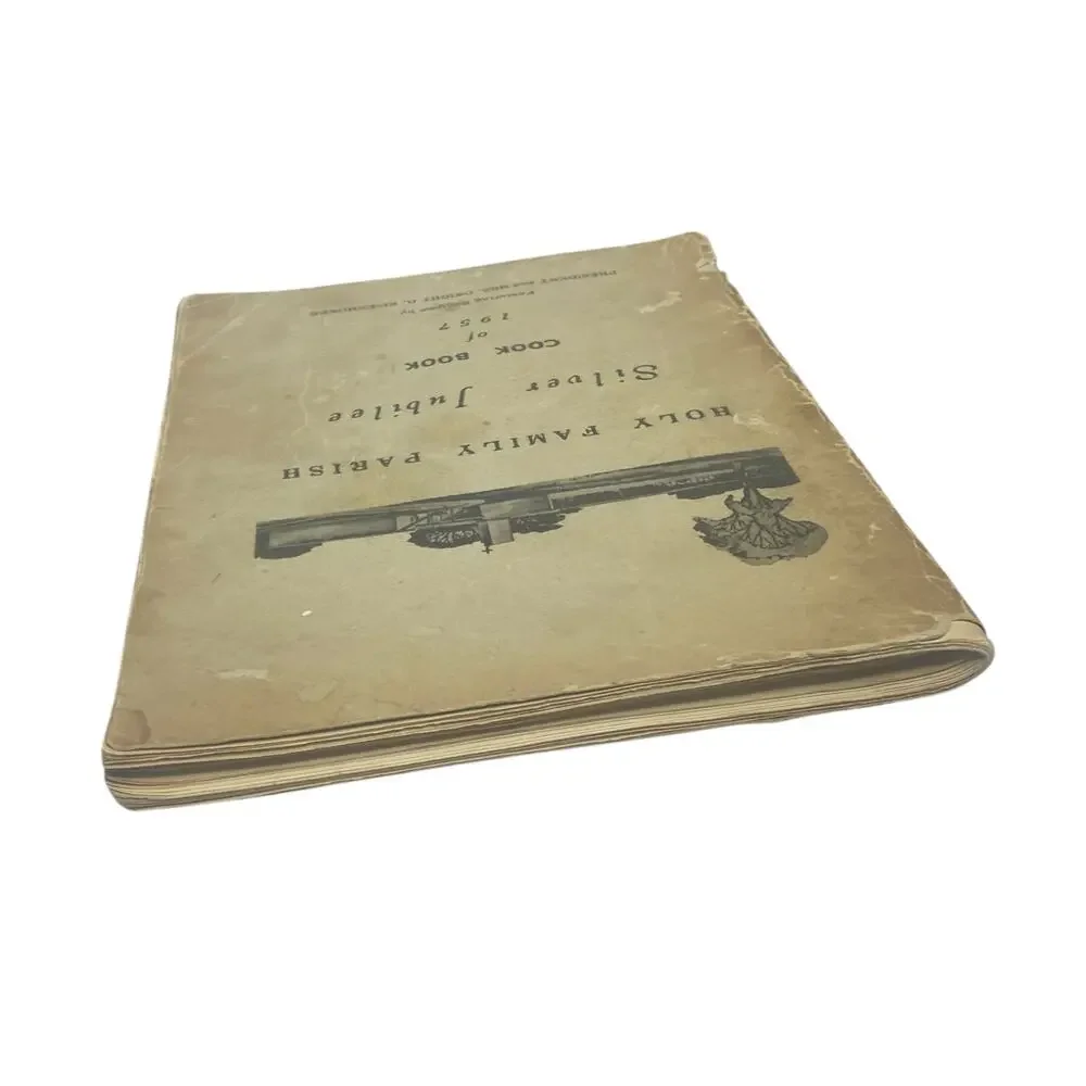 Vintage 1957 Holy Family Parish Cookbook Eisenhower Recipes Silver Jubilee Rare